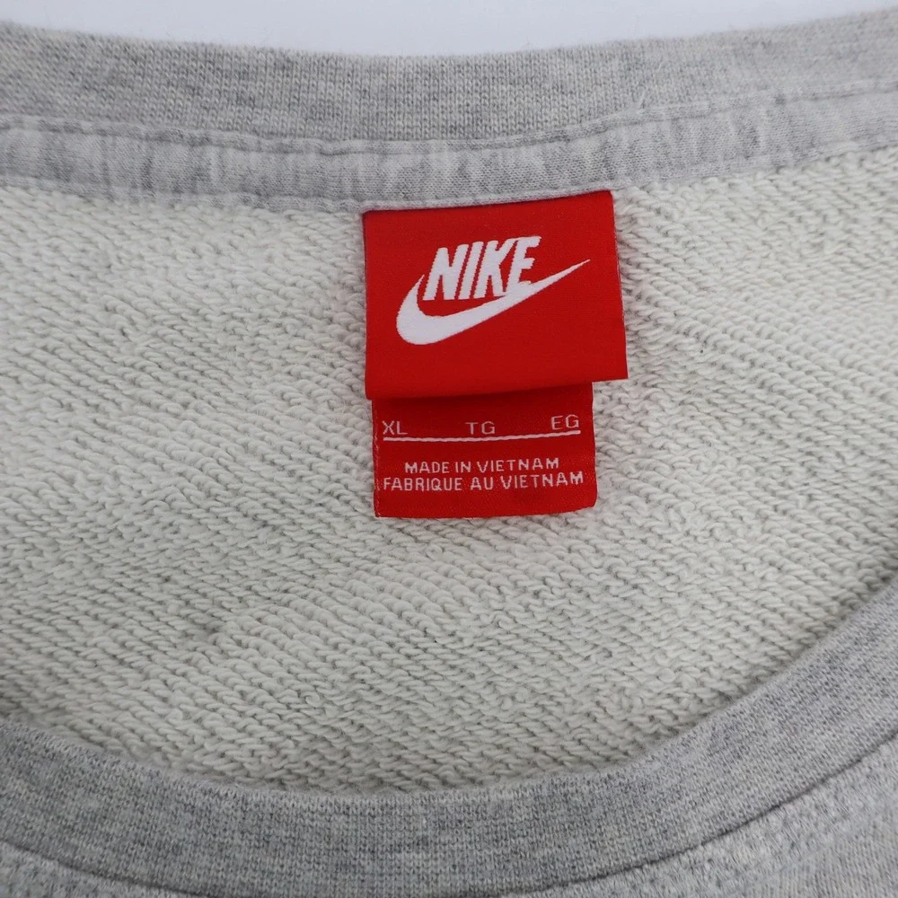 Nike sportswear crewneck